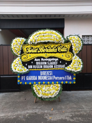 Papan Bunga Duka di Sukawana